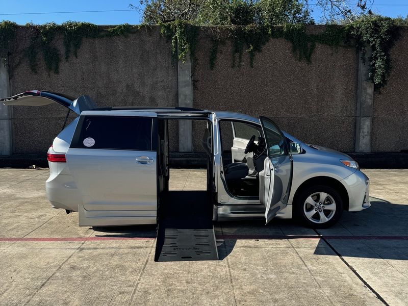 Used 2020 Toyota Sienna