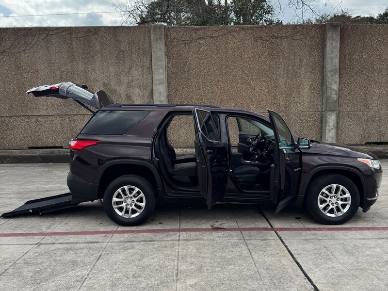 Used 2021 Chevrolet Traverse